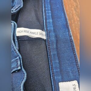 RAG & BONE Size 27 High RISE Ankle SKINNY